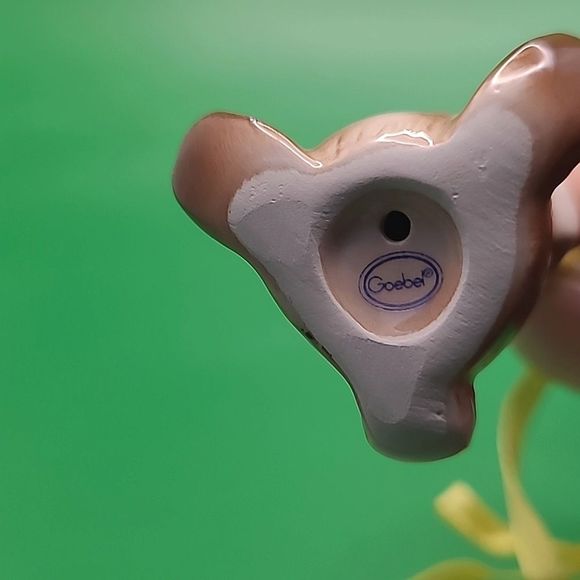 Goebel Easter "Picks of the Litter" 6 piece Rabbit ornament set - Picture 8 of 12